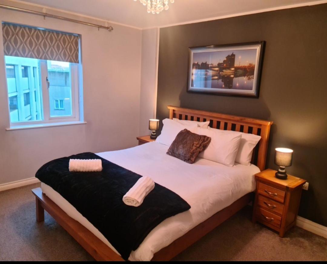 City Centre Top Floor Apartment In Belfast City Centre Екстериор снимка