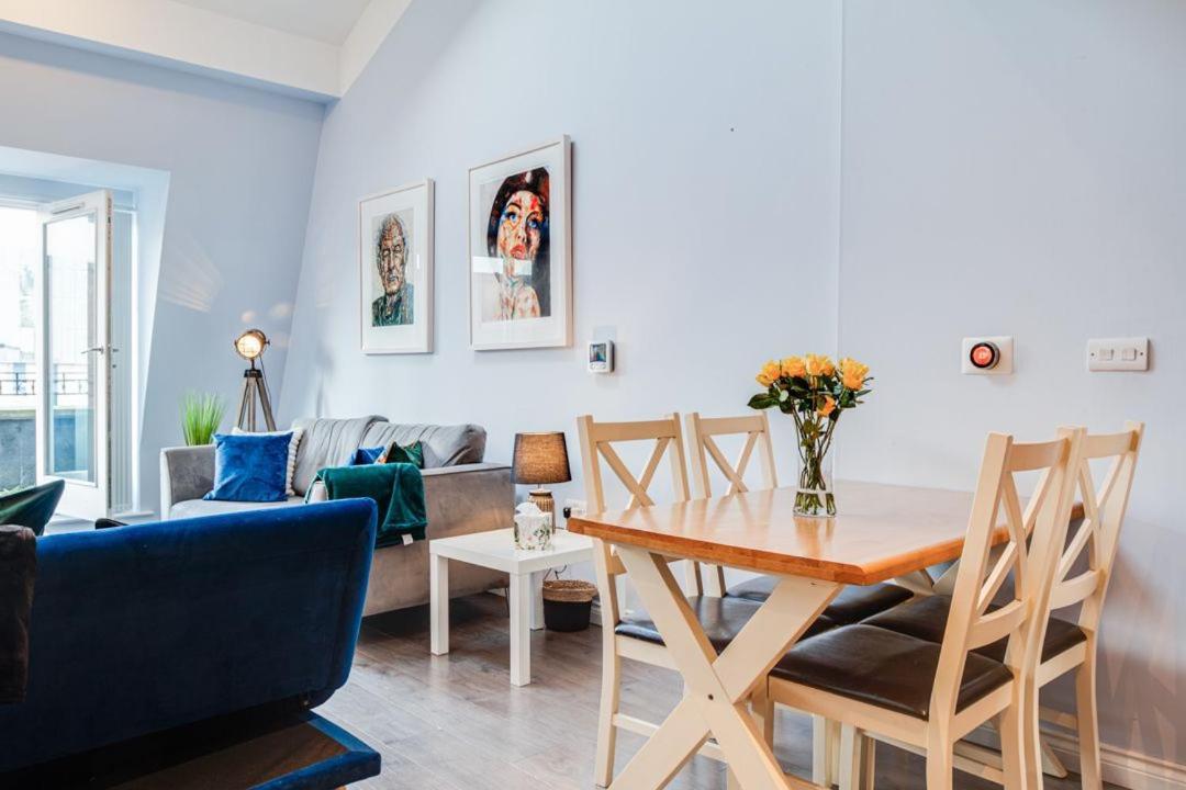 City Centre Top Floor Apartment In Belfast City Centre Екстериор снимка