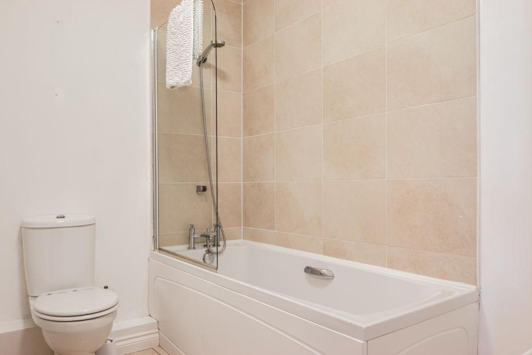 City Centre Top Floor Apartment In Belfast City Centre Екстериор снимка